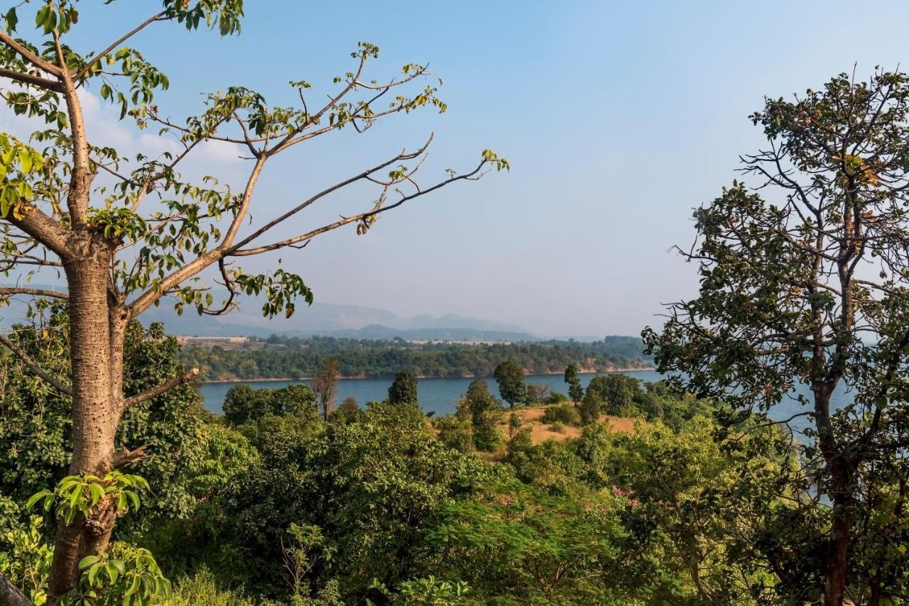 Saffronstays Anantham, Kamshet - Pet-Friendly Lakefront Villa With A Huge Verandah Nethersole Dam Exterior foto